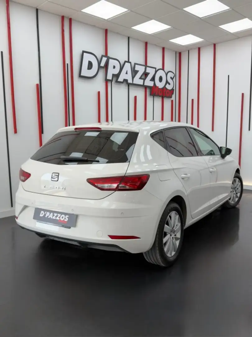 SEAT Leon 1.6TDI CR S&S Reference Plus 115 Blanco - 2