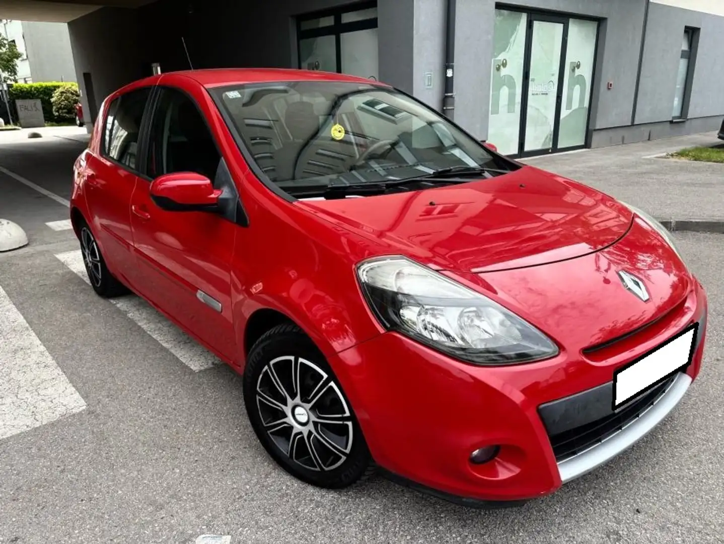 Renault Clio Clio 1.9 DLudo Année 2011 - 1