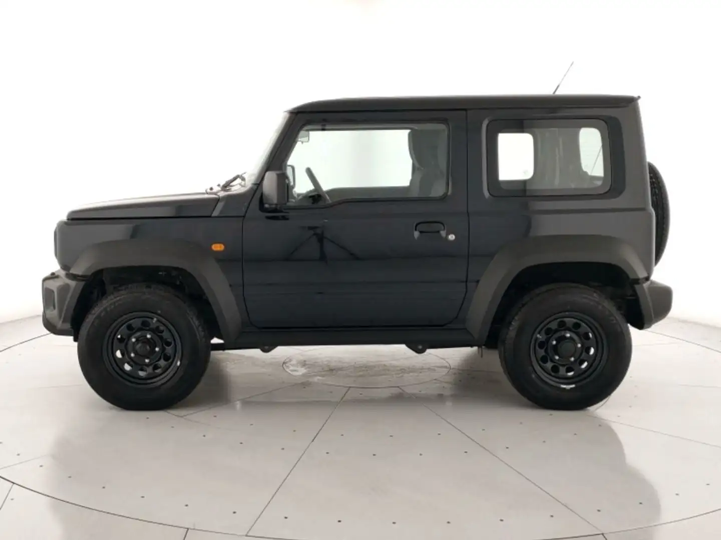 Suzuki Jimny 1.5 Top 4wd / 4 Posti M1 + Cambio Automatico Nero - 2