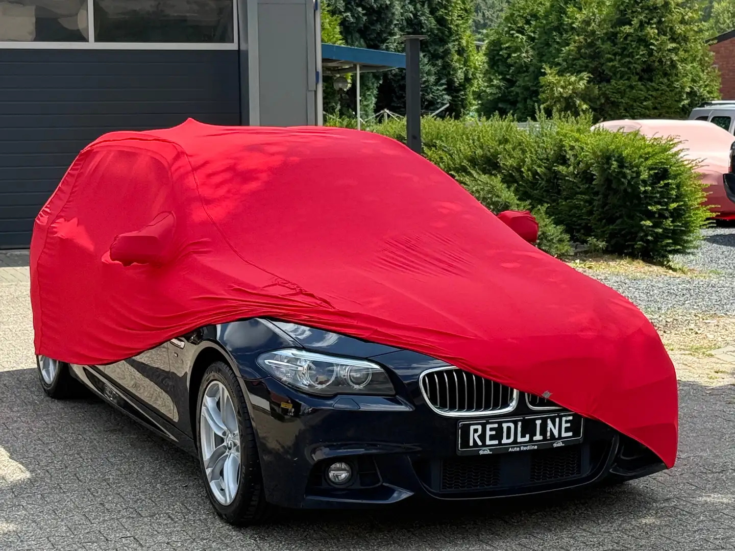 BMW 520 520 d xDrive /// 1 Hand /// M-Sport Paket /// Nero - 1