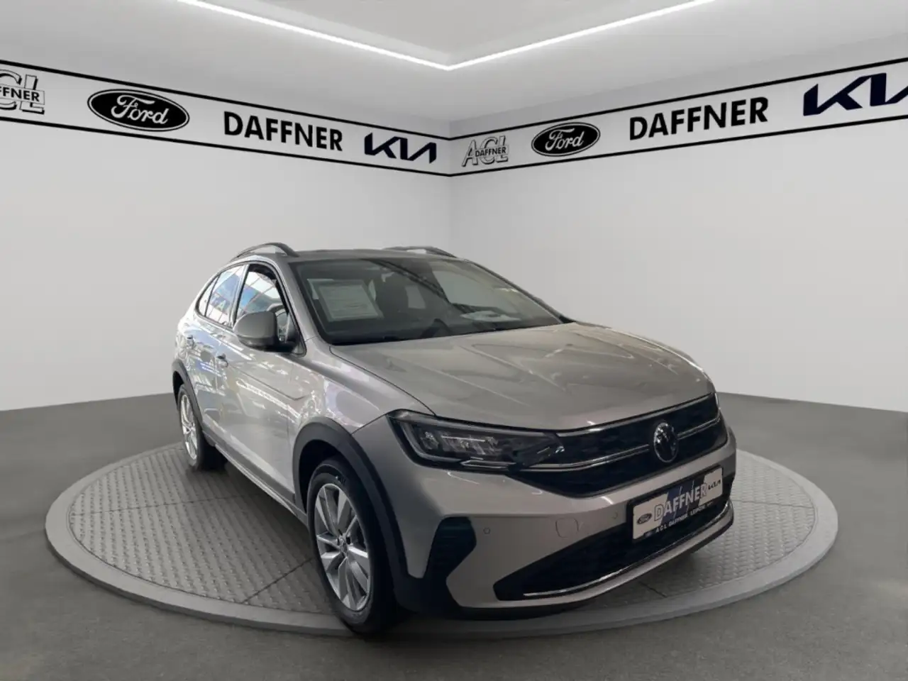 Volkswagen Taigo Life VerkehrszeichenERK Kamera LED DAB 3