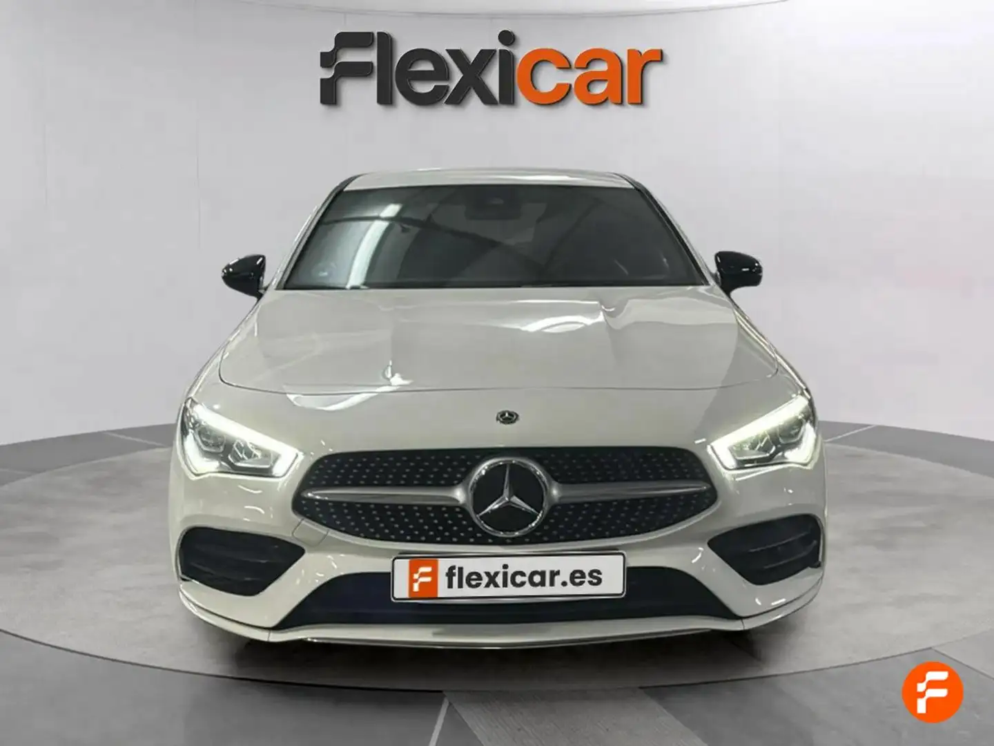 Mercedes-Benz CLA 180 Blanco - 2