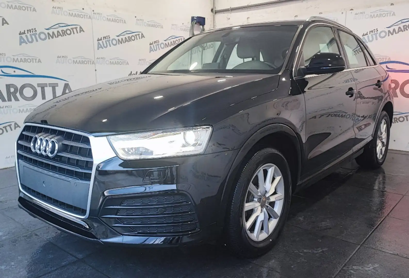 Audi Q3 2.0 tdi Sport 150cv s-tronic Nero - 1