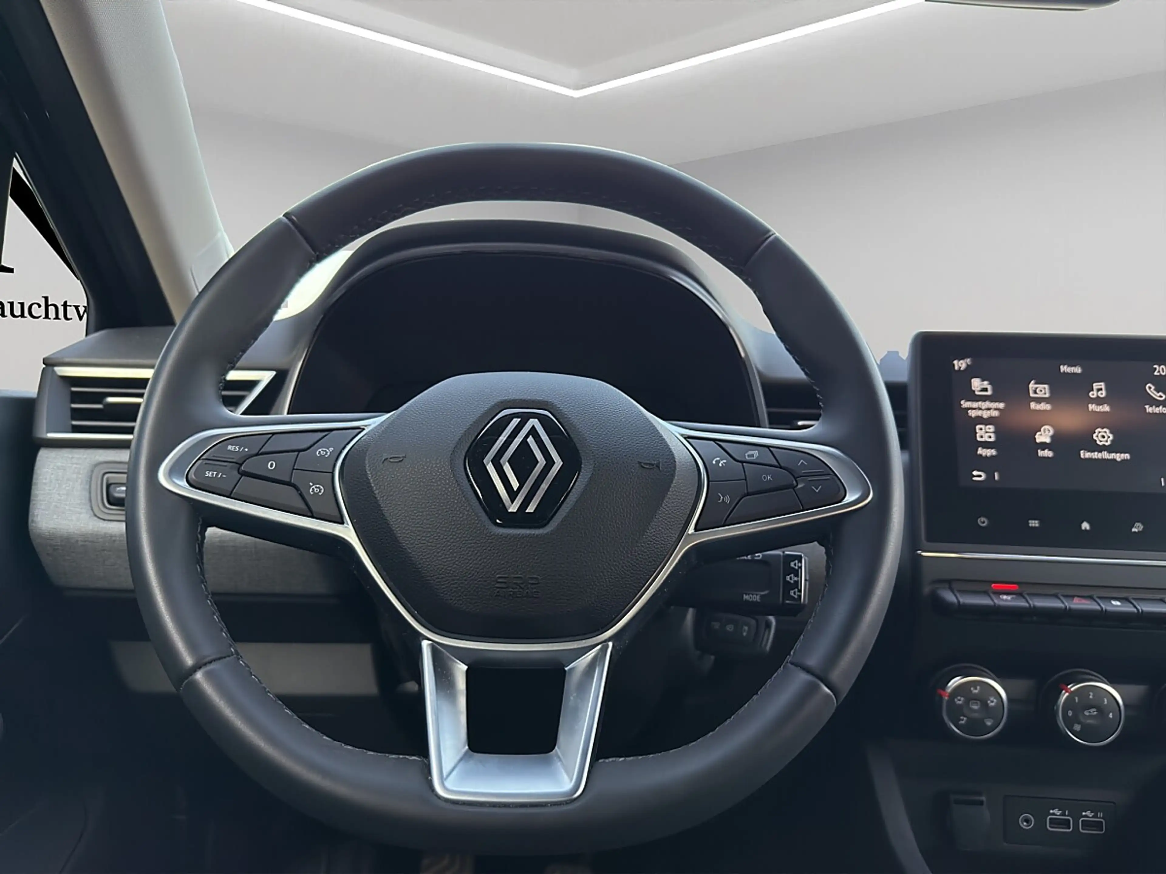 Renault Clio Evolution SCe 65 — photo 13