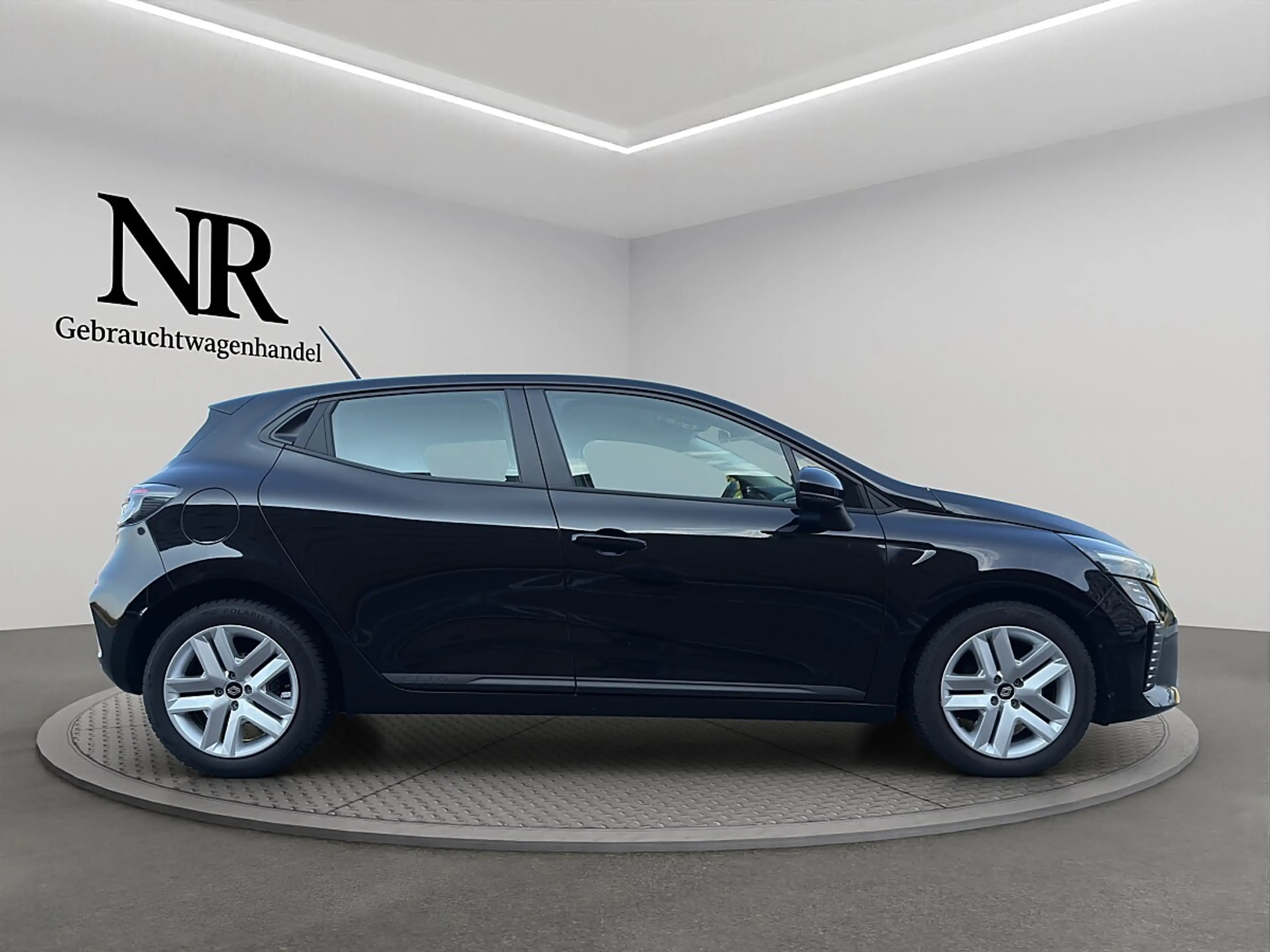 Renault Clio Evolution SCe 65 — photo 6