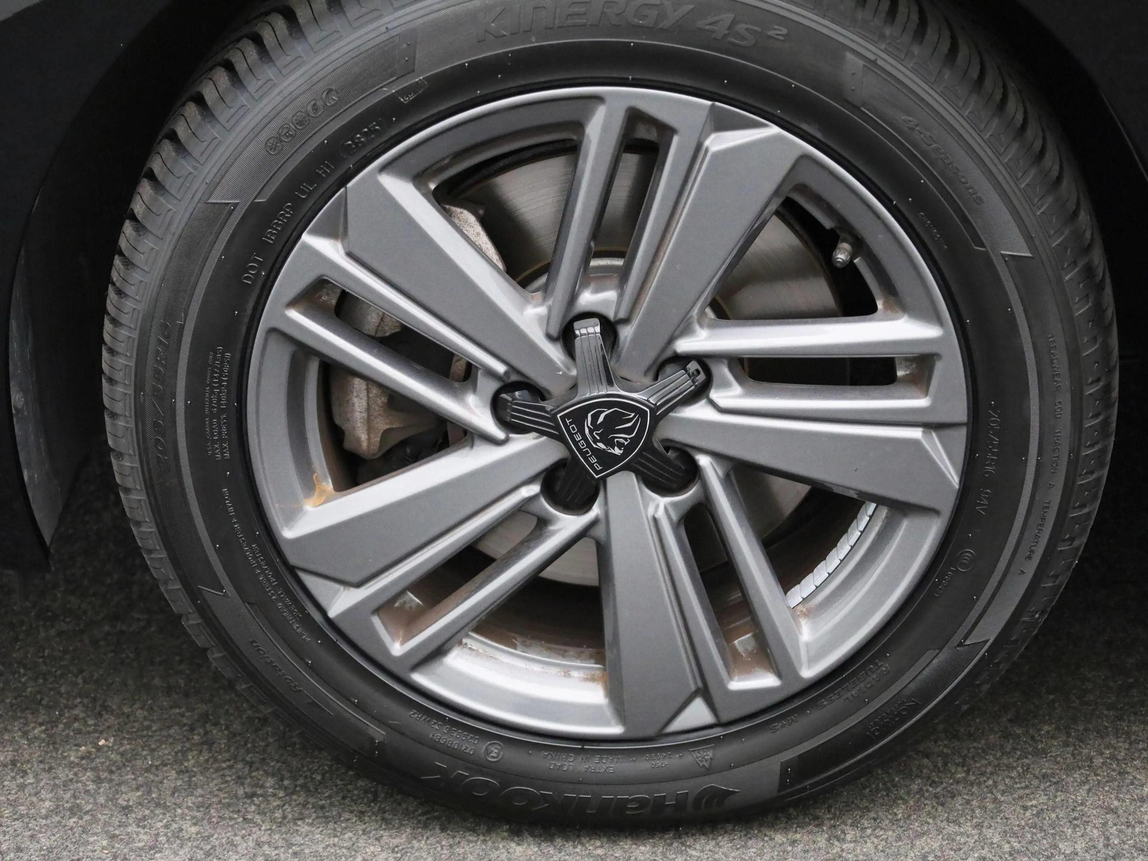 Peugeot 308 SW 1.2 PureTech 130 S&S EAT8 Active Pack — photo 12
