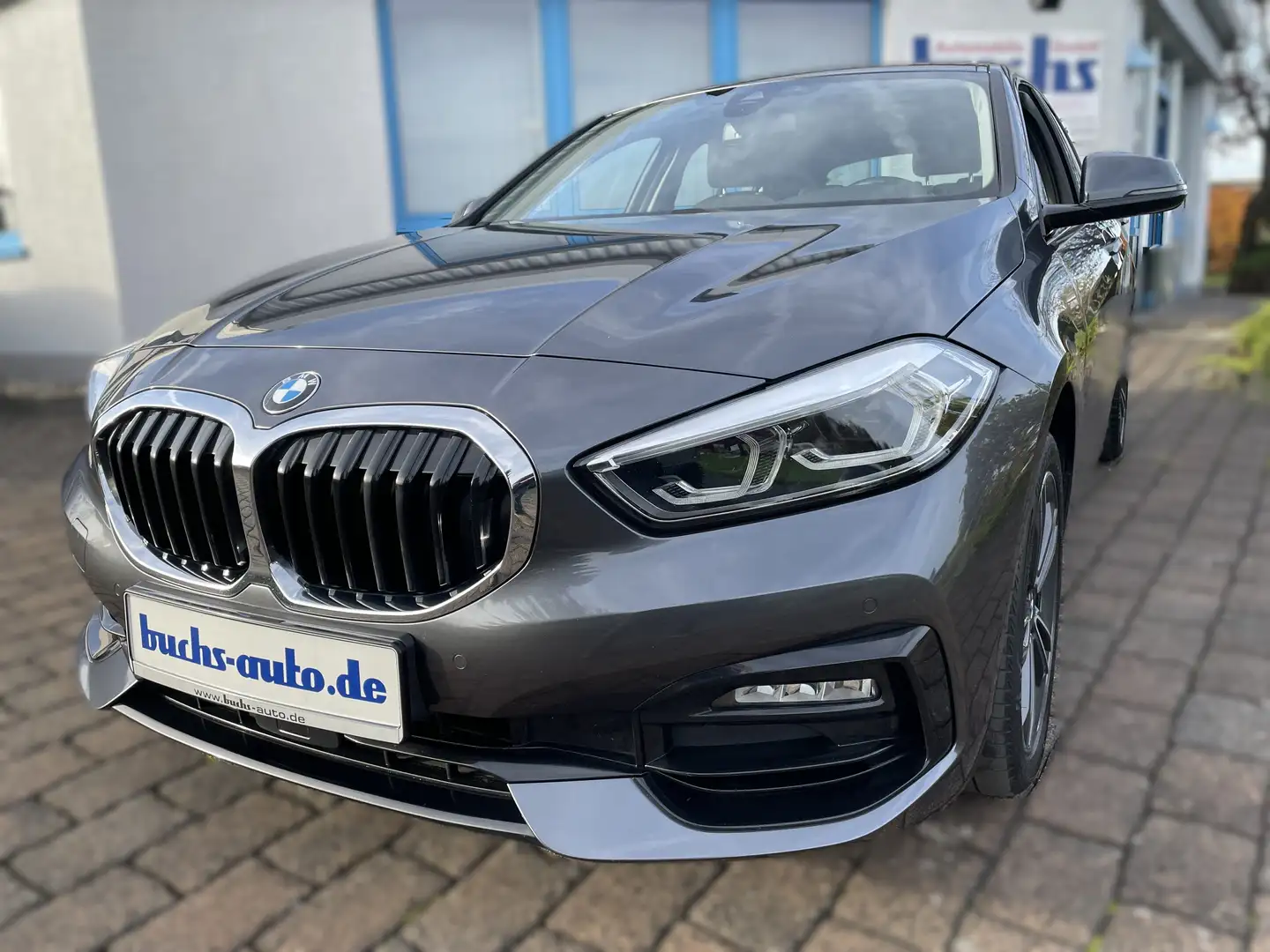 BMW 120 d xDrive Sport Line AHK ACC Sportsitze LED Gri - 1