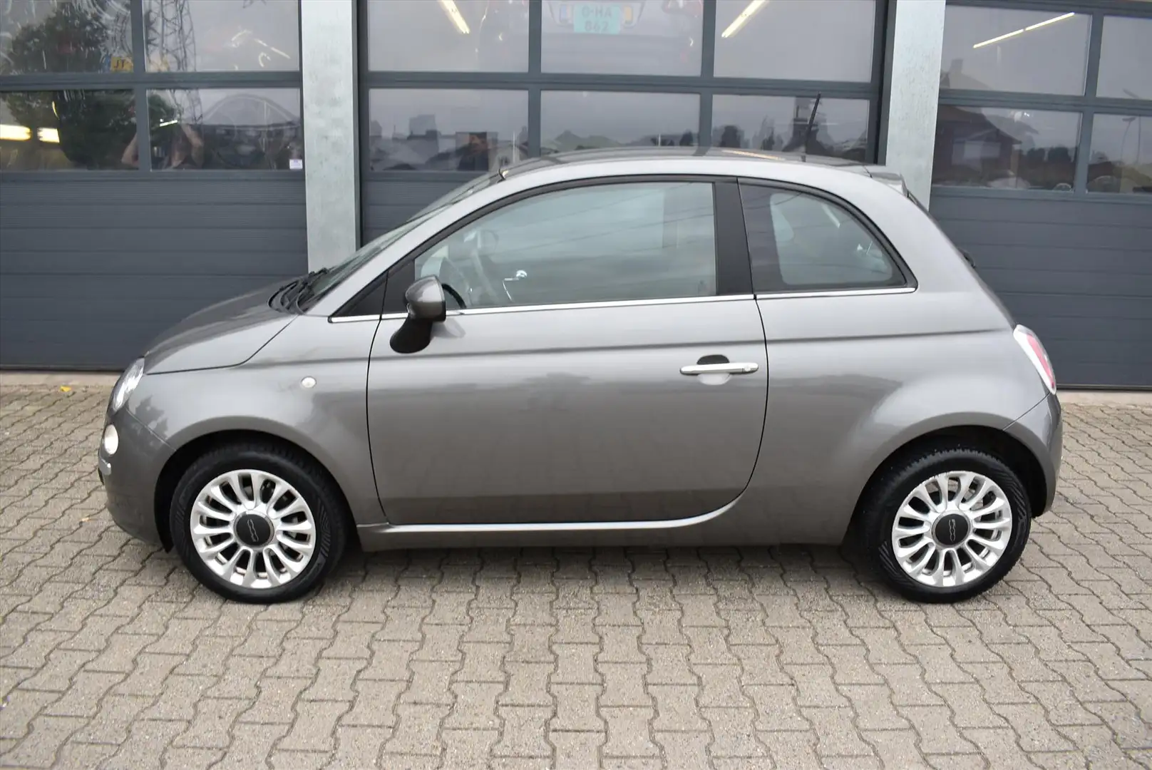 Fiat 500 TwinAir Turbo 80pk Lounge Grijs - 2
