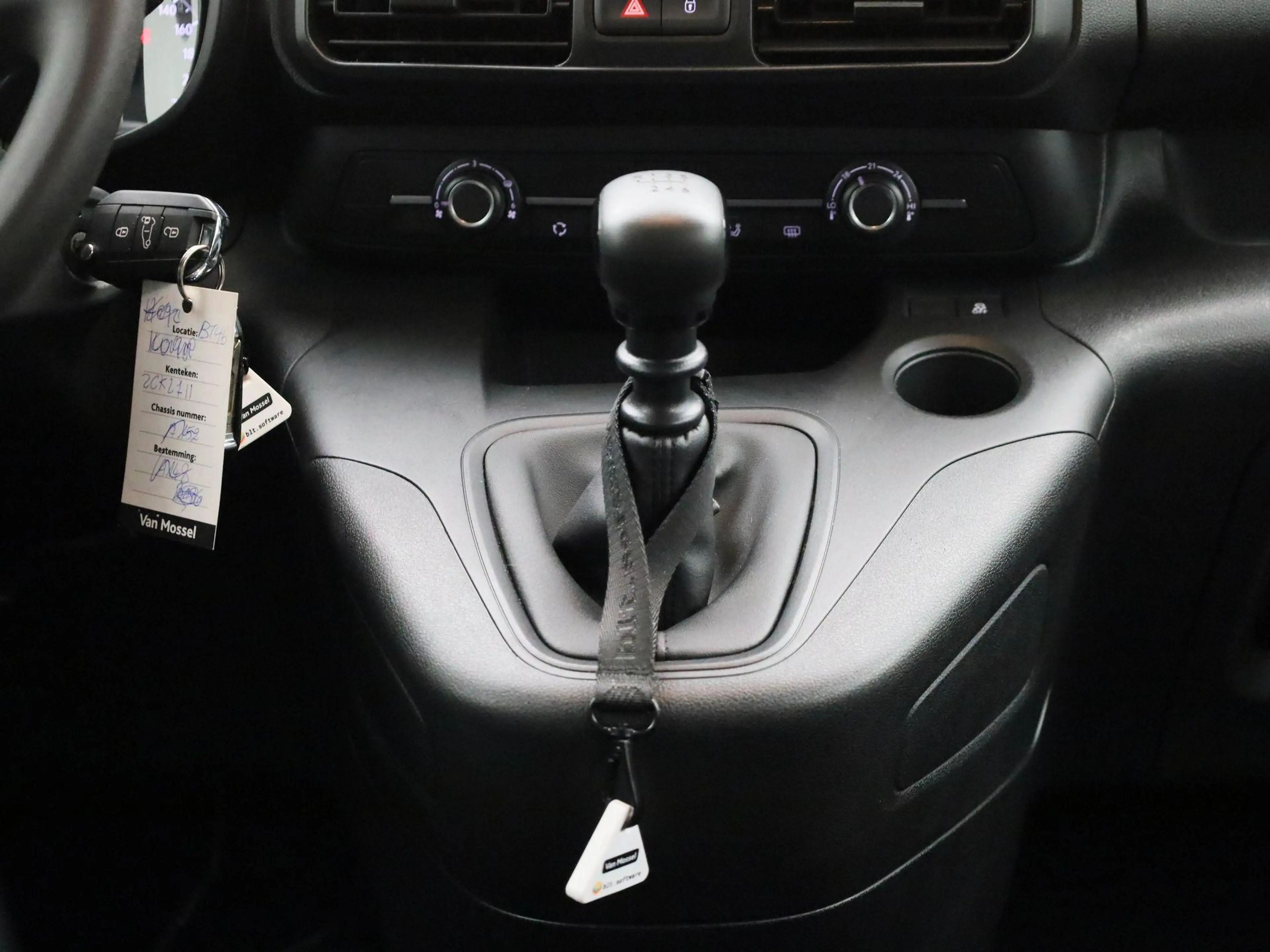 Opel Combo Life 1.5 Turbo D BlueI 75kW S/S Edition L1H1 — photo 12