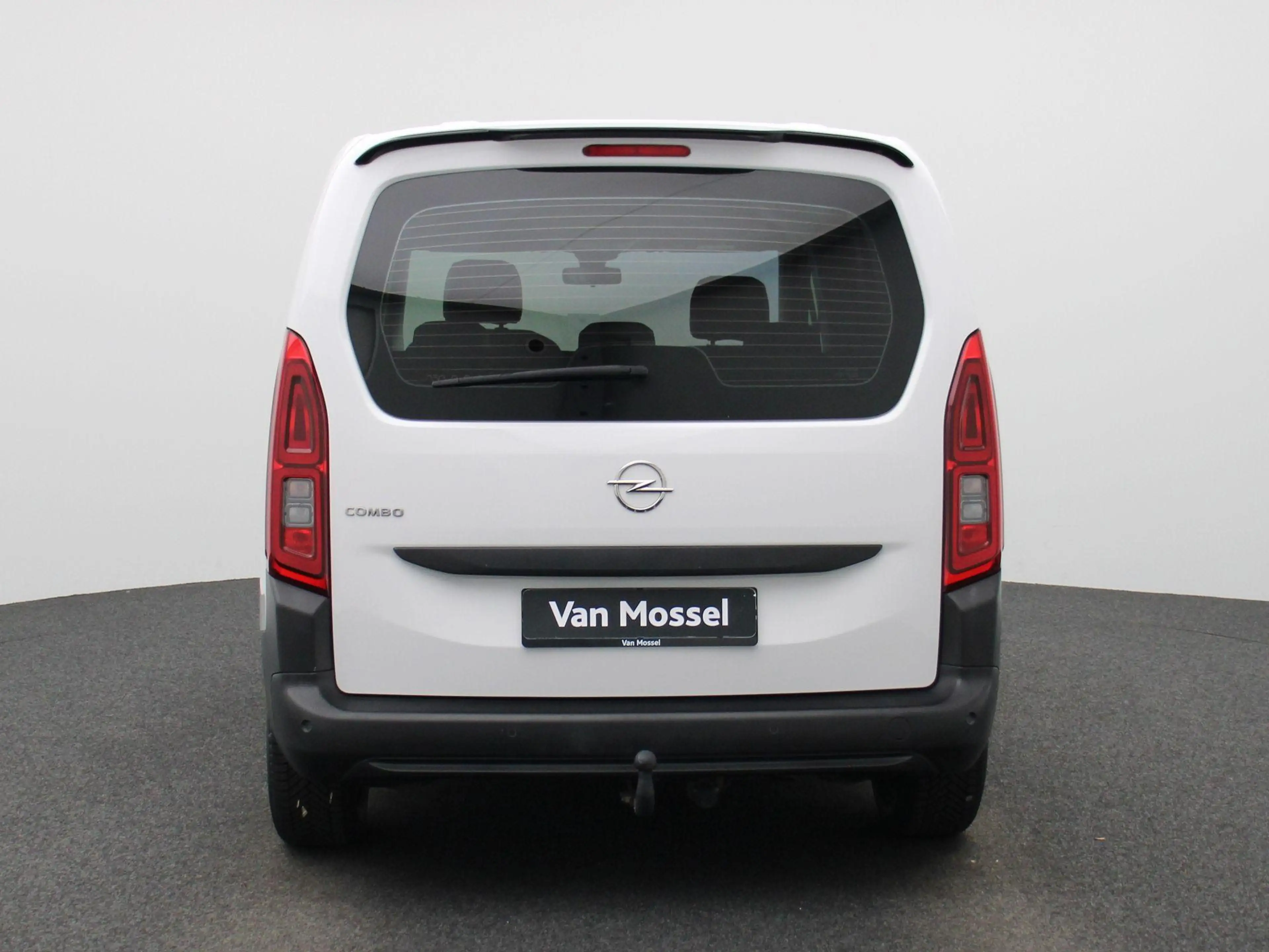 Opel Combo Life 1.5 Turbo D BlueI 75kW S/S Edition L1H1 — photo 6