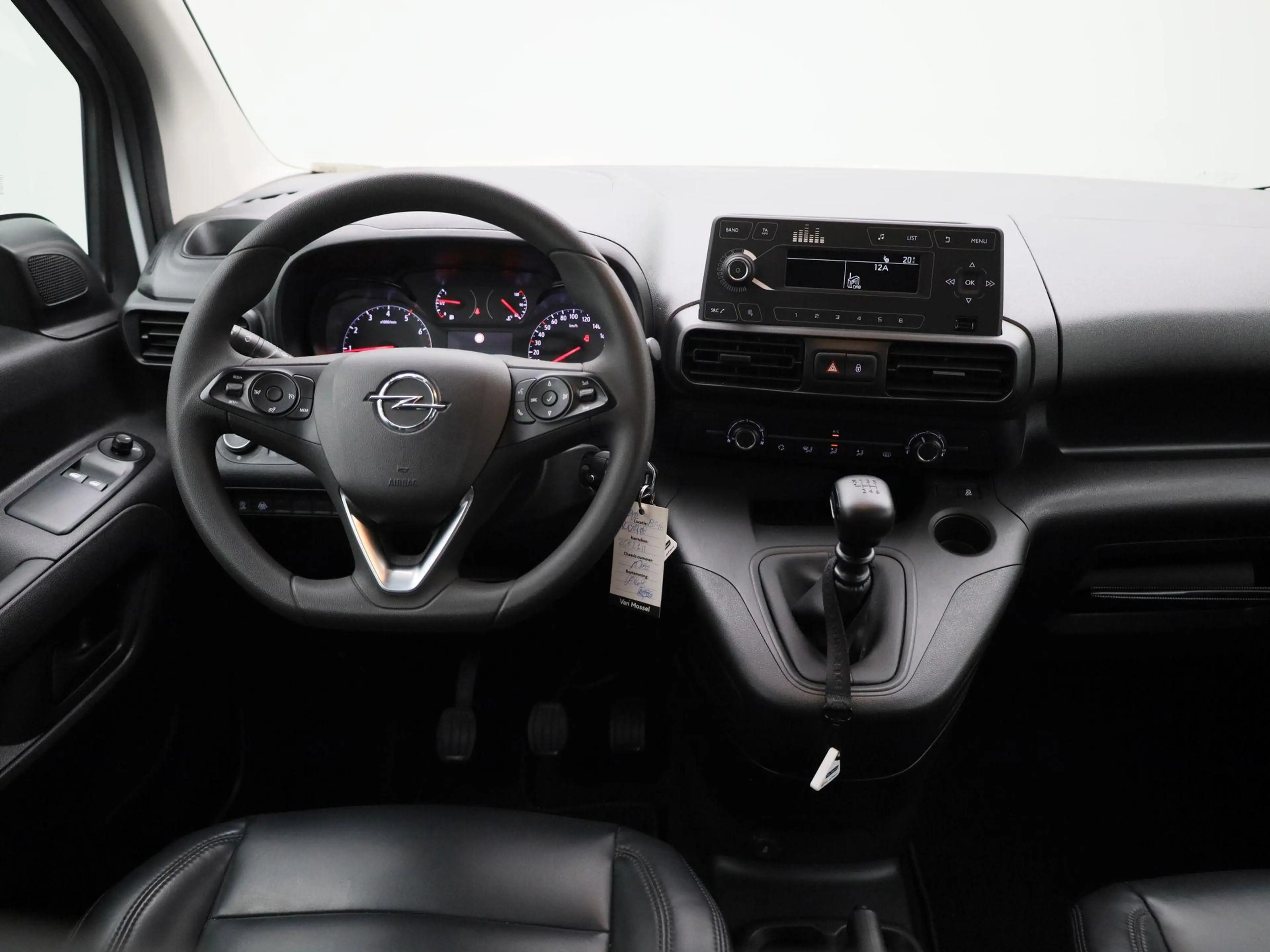 Opel Combo Life 1.5 Turbo D BlueI 75kW S/S Edition L1H1 — photo 9