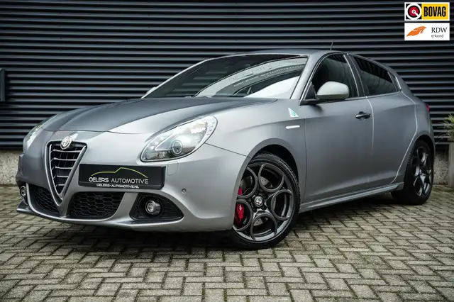 Alfa Romeo Giulietta 1.750 Turbo Veloce | Matt Grijs | Bose Sound | Led