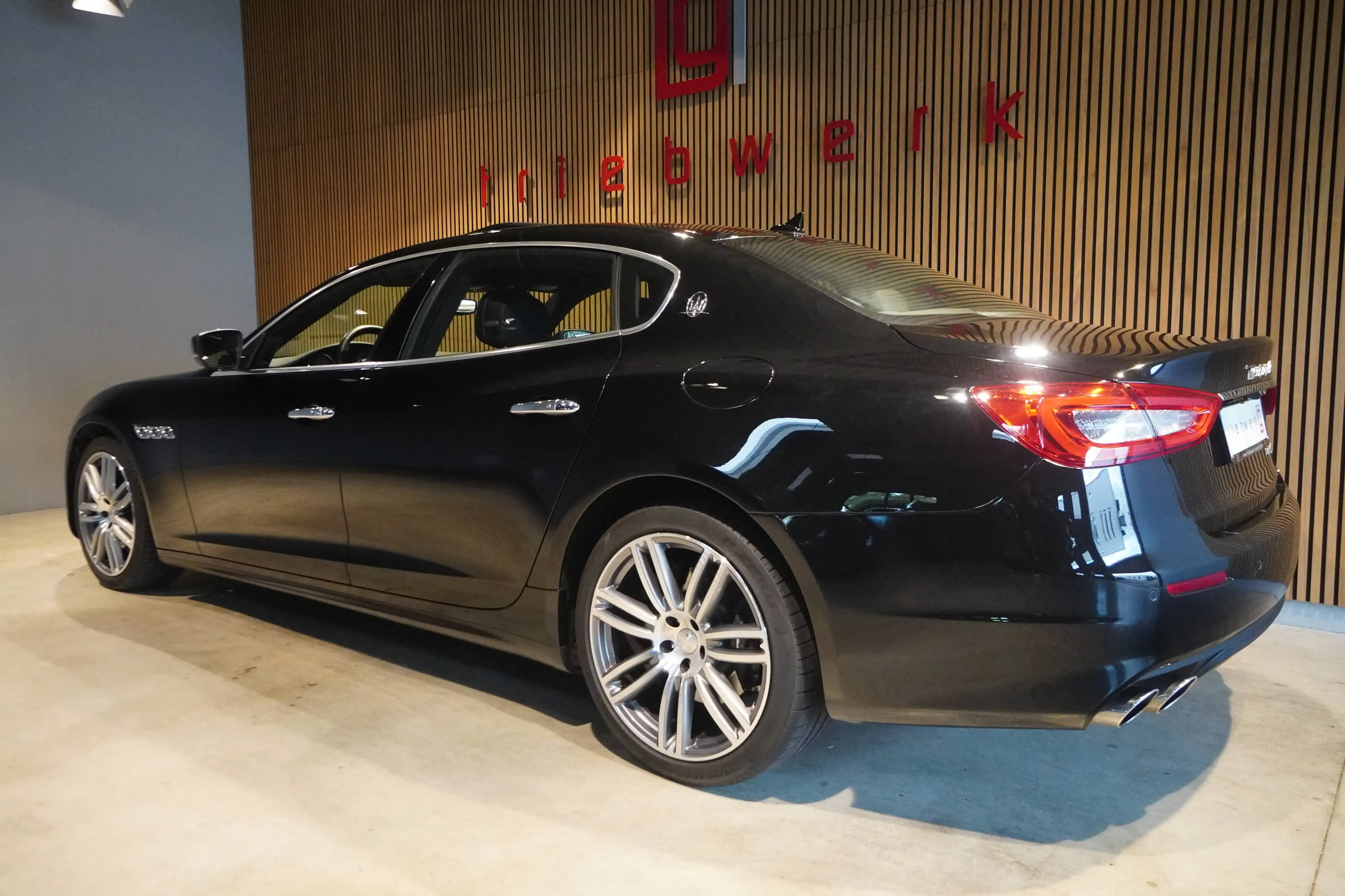 Maserati Quattroporte Quattroporte D-BRD-FZG-Nur 48 TKM-Top Zust.1-Hd — photo 3