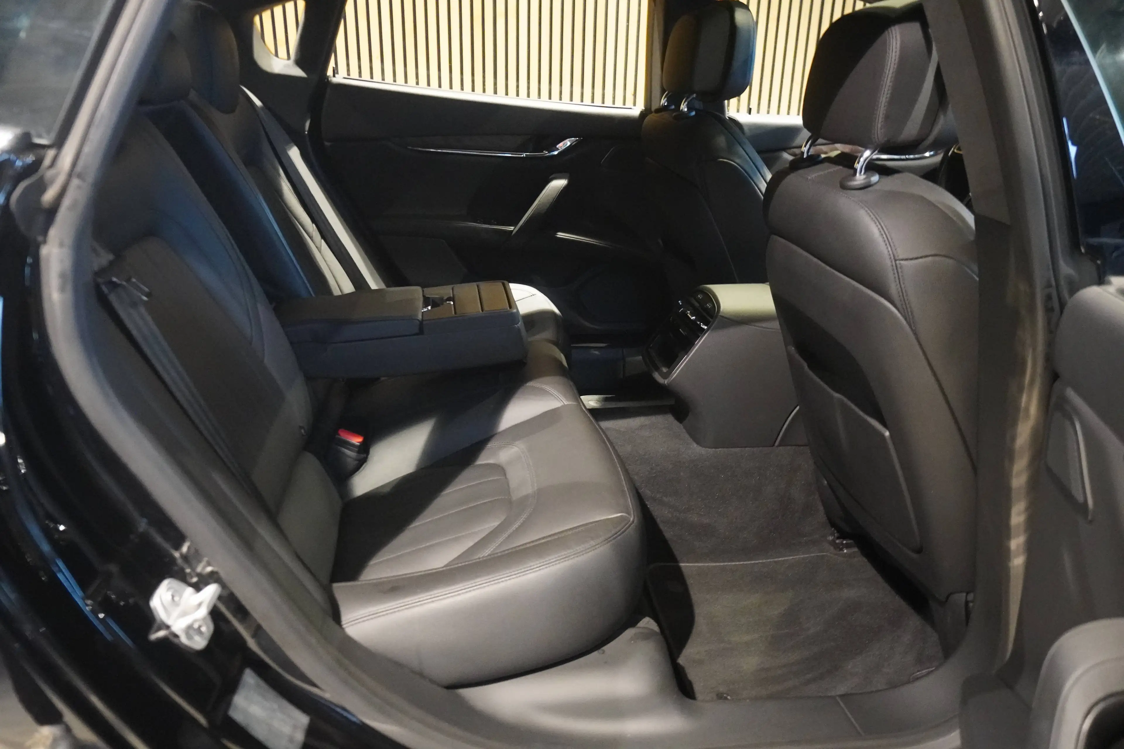 Maserati Quattroporte Quattroporte D-BRD-FZG-Nur 48 TKM-Top Zust.1-Hd — photo 14