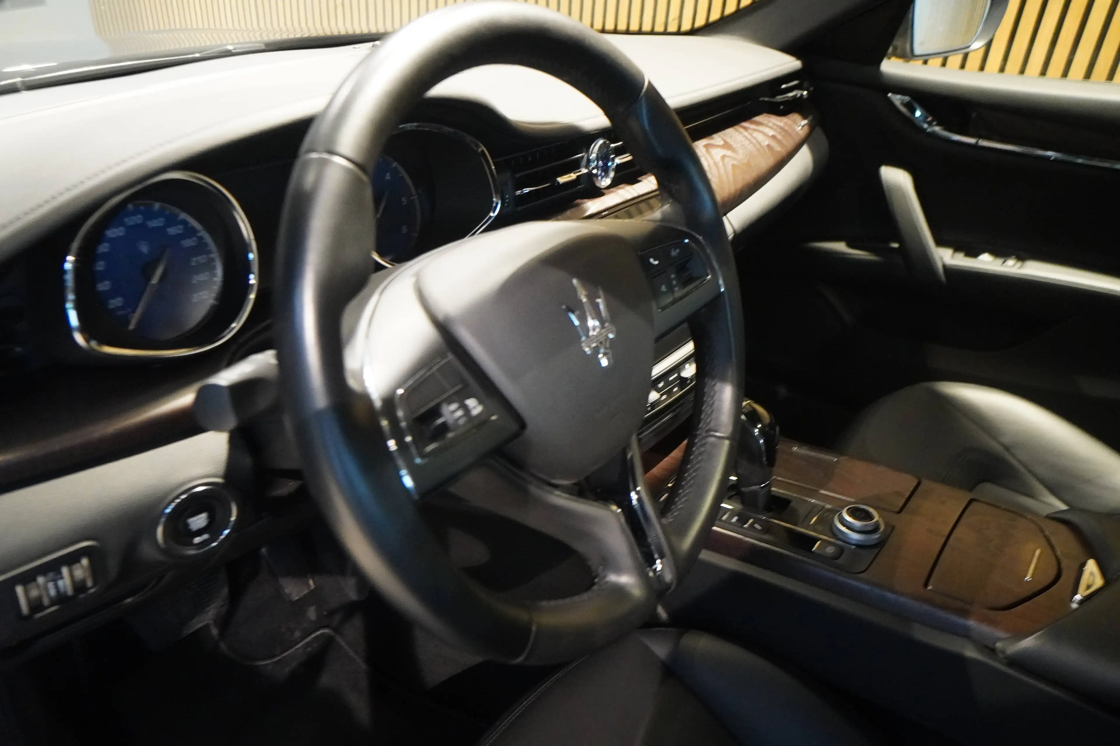 Maserati Quattroporte Quattroporte D-BRD-FZG-Nur 48 TKM-Top Zust.1-Hd — photo 7
