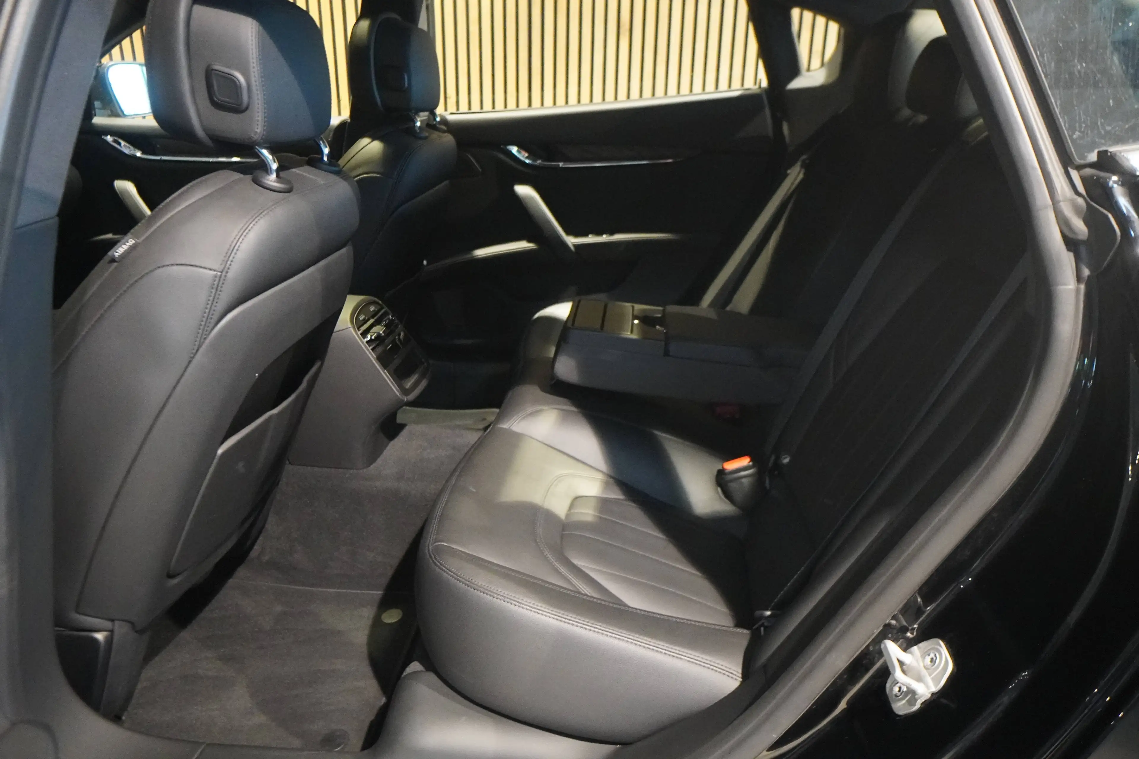 Maserati Quattroporte Quattroporte D-BRD-FZG-Nur 48 TKM-Top Zust.1-Hd — photo 15