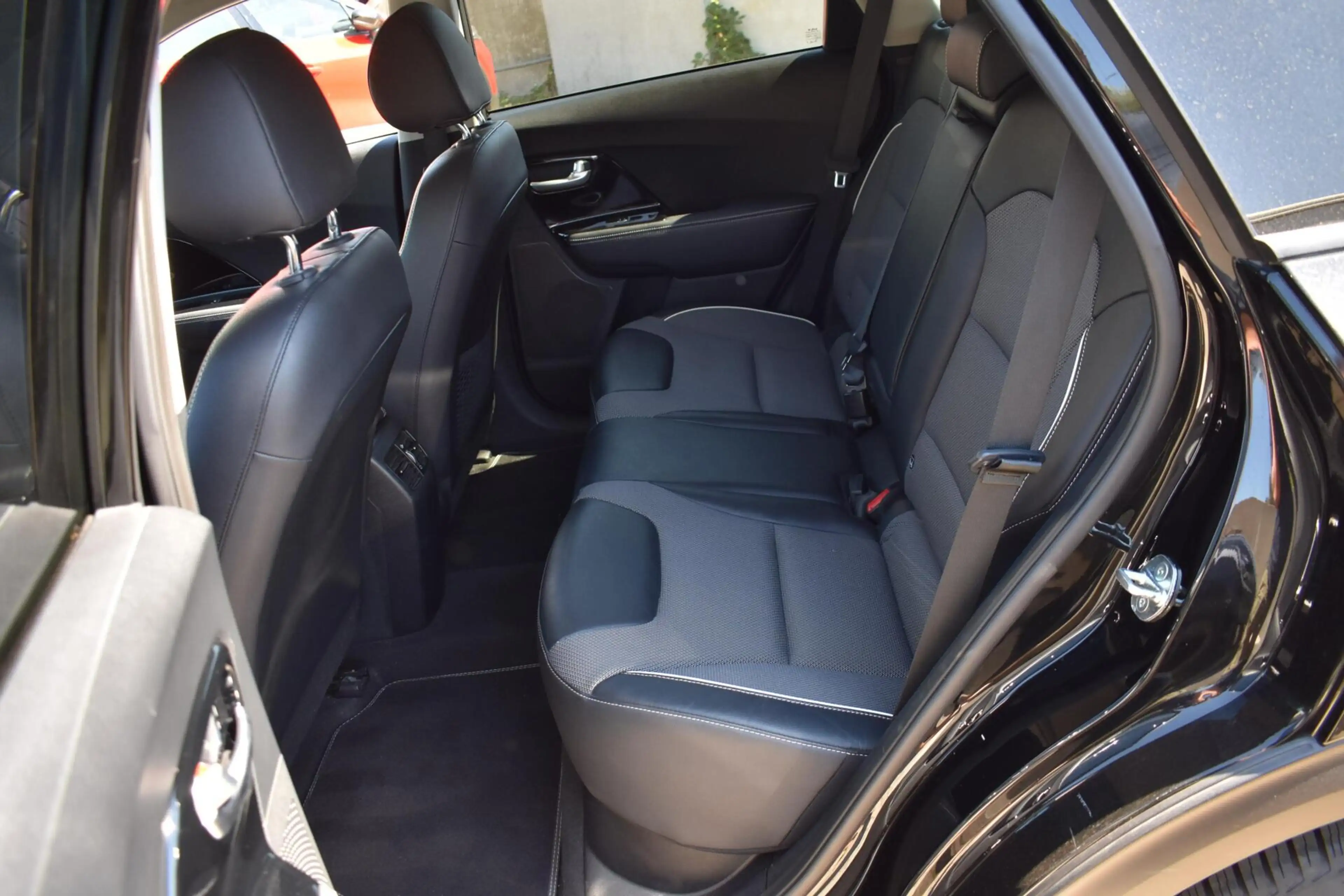 Kia e-Niro DynamicPlusLine 64 kWh | Schuifdak | Trekhaak | St — photo 8