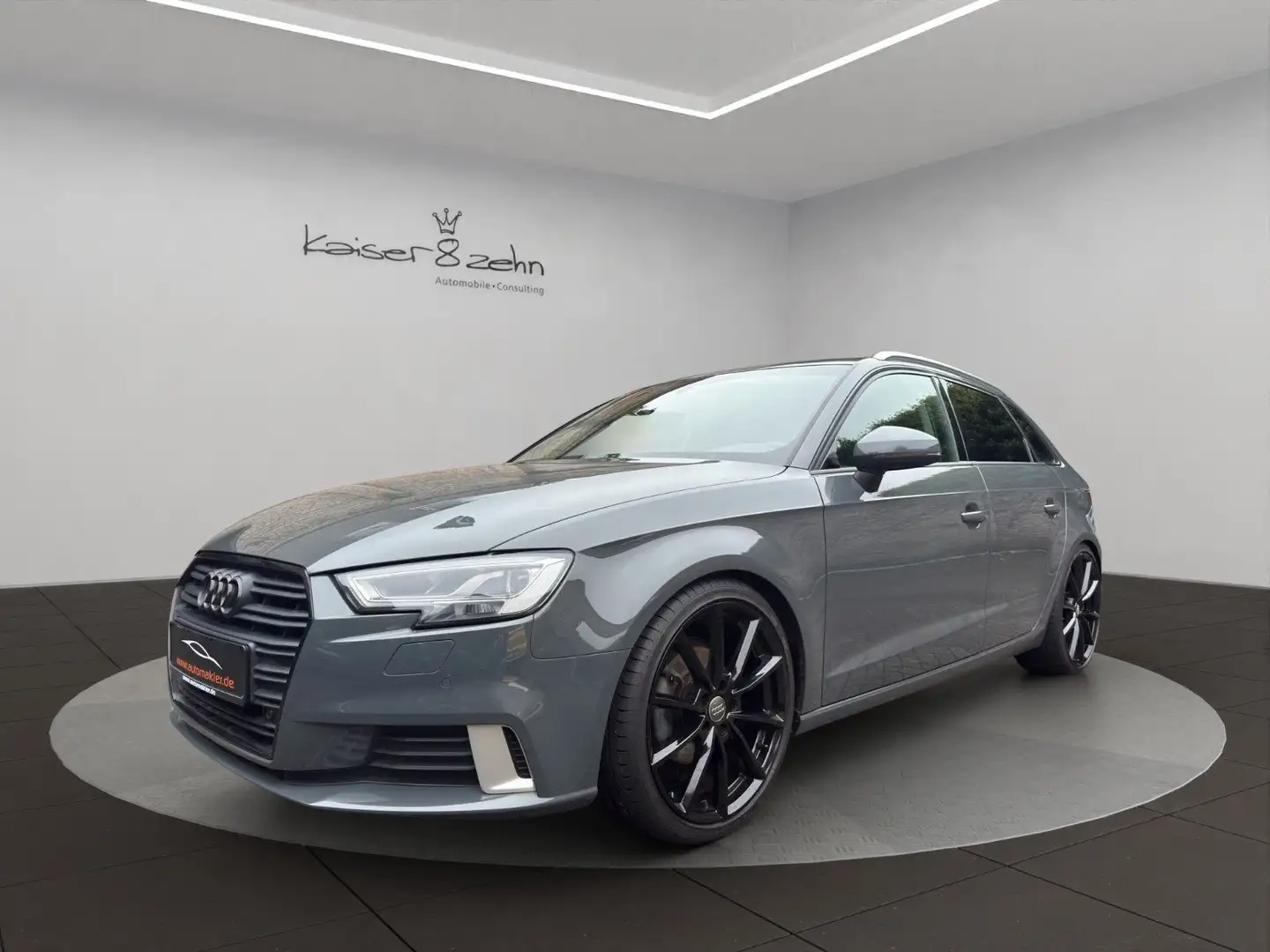 Audi A3 Sportback 35 TFSI S tronic sport *PDC*2.Hand* Grau - 1