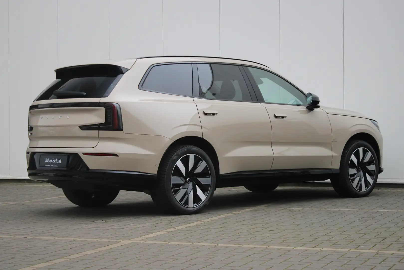 Volvo EX90 Twin Motor Ultra 7p. 111 kWh | Luchtvering | Panor Brun - 2