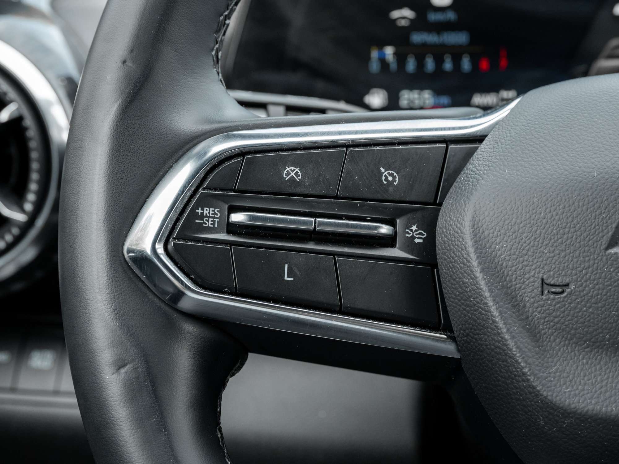 used 2025 Chevrolet Equinox car, priced at $31,995
