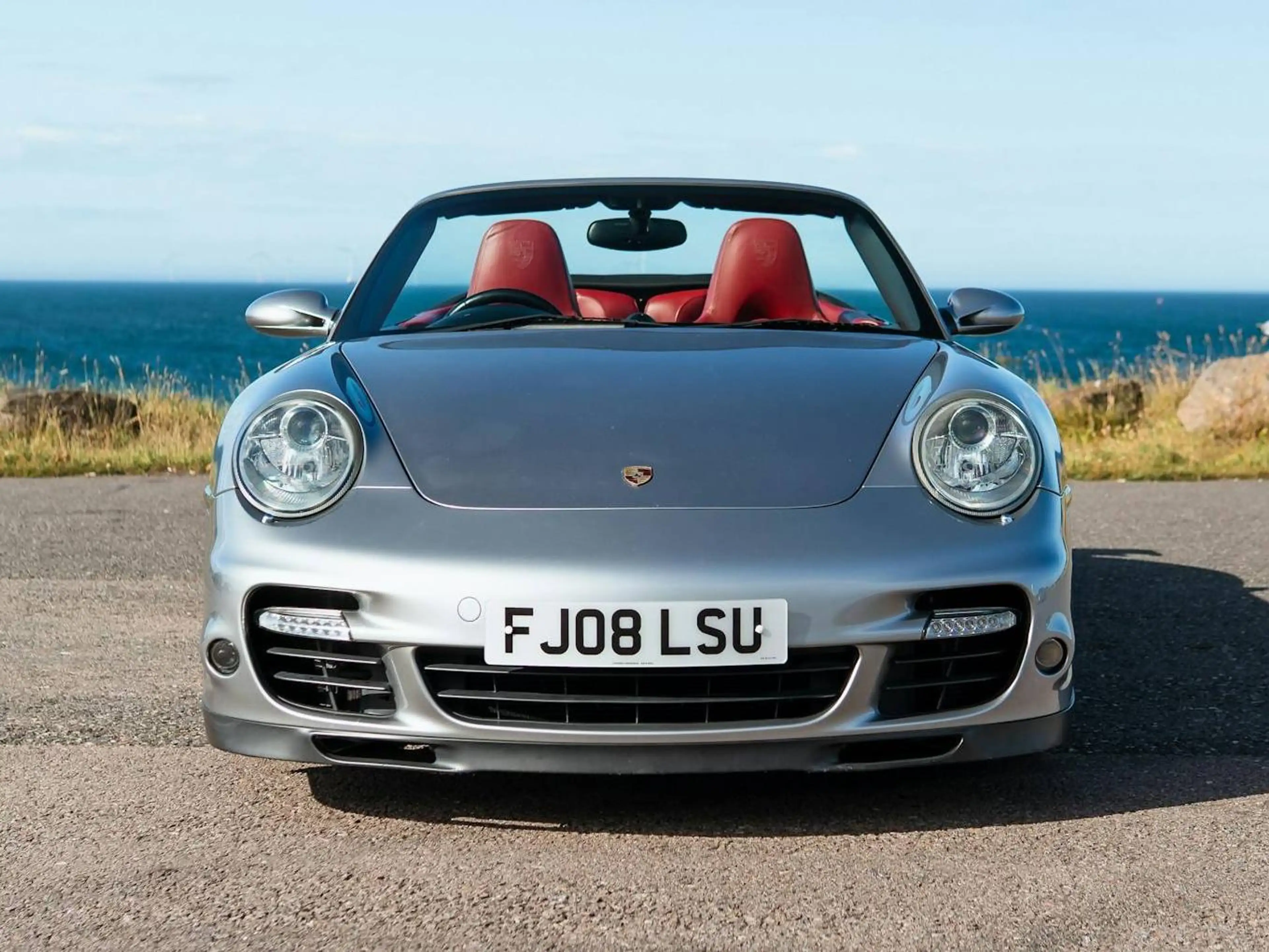 Porsche 911 Turbo Cabriolet — photo 2