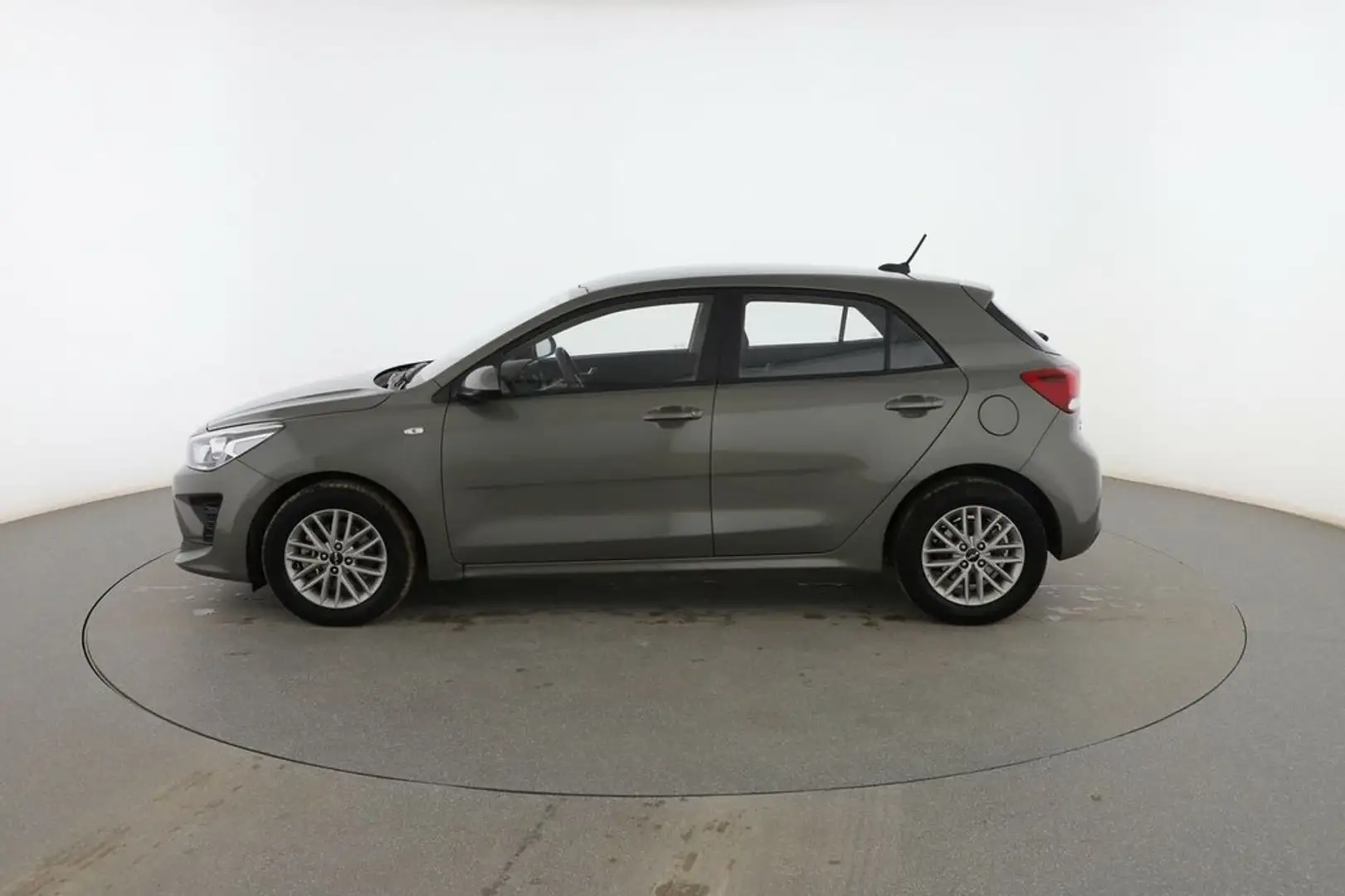 Kia Rio 1.0 TGDI Mild-Hybrid Concept siva - 2