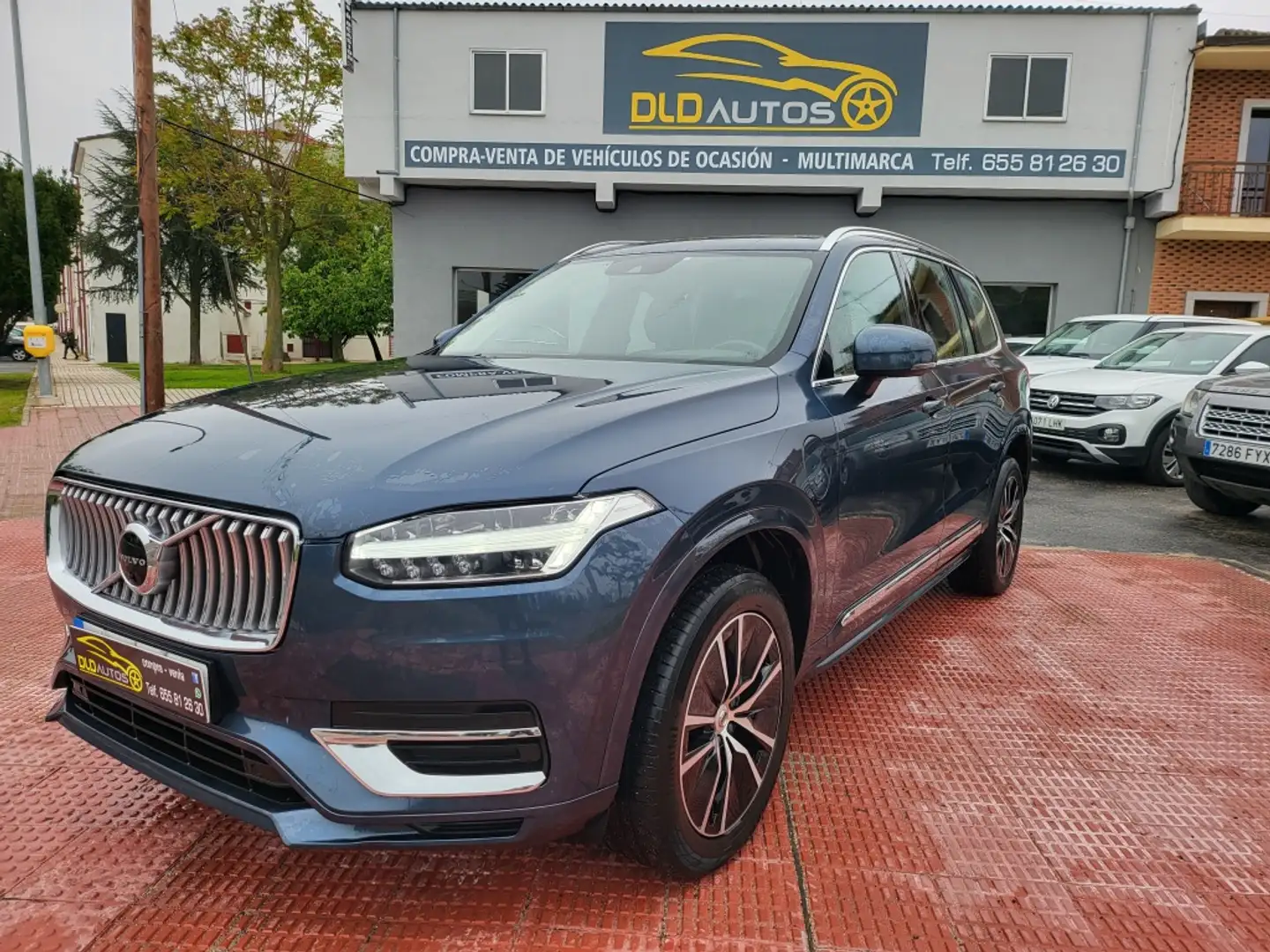 Volvo XC90 T8 Twin Momentum AWD 390 Azul - 1