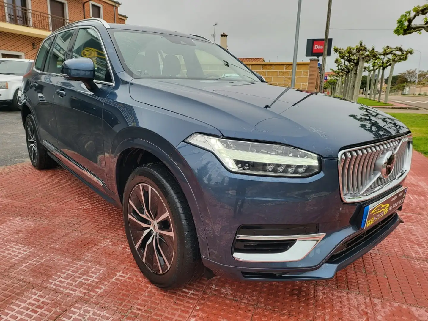 Volvo XC90 T8 Twin Momentum AWD 390 Azul - 2