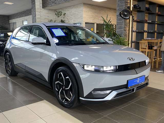 Imagine Hyundai IONIQ 5 Dynamiq*NSCC*Wärmepumpe*LED*RCam*SOH100%