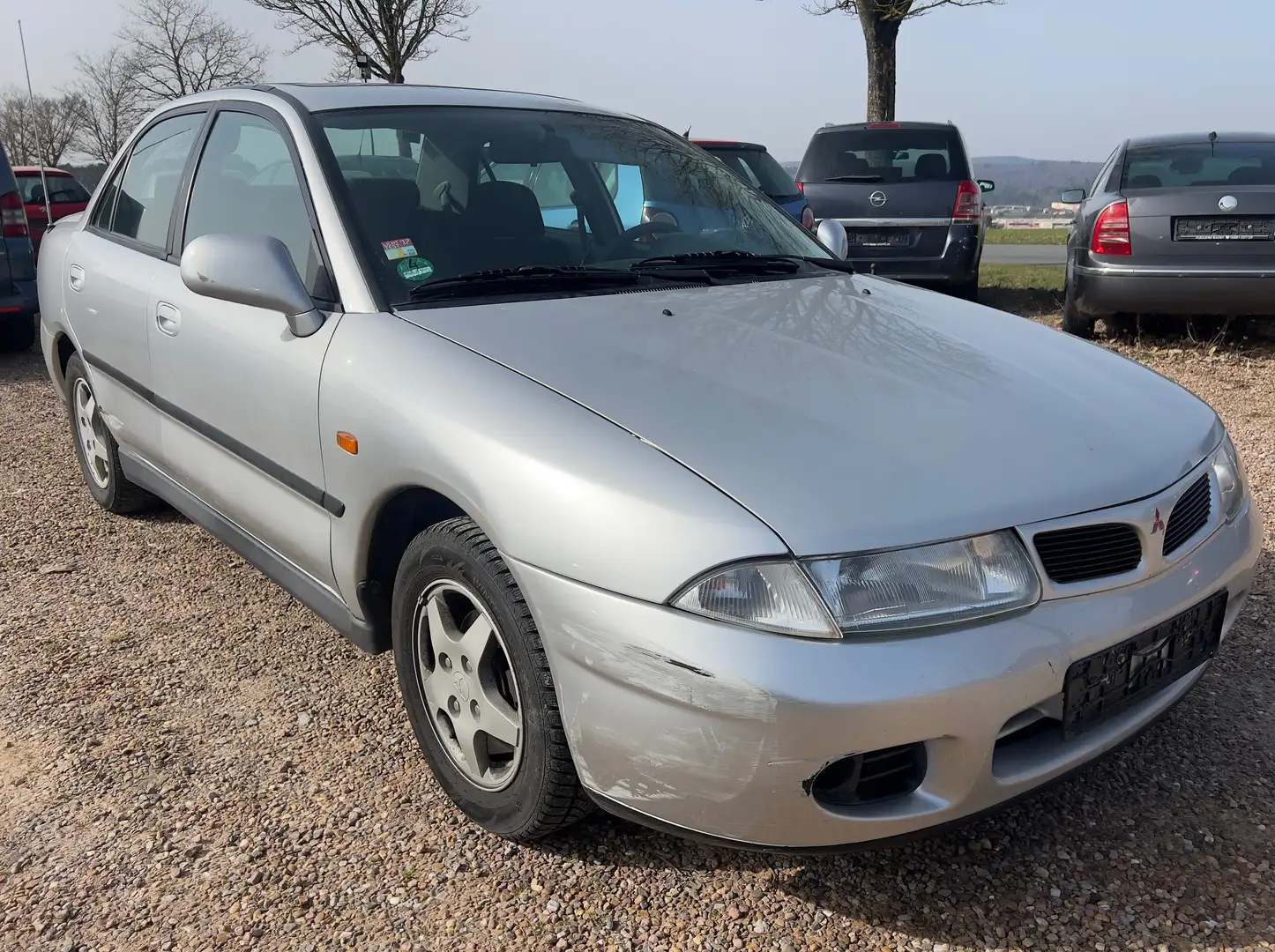 Mitsubishi Carisma Carisma 1.8 Benzin Automatik Tüv 11-2027 Klima Silber - 1