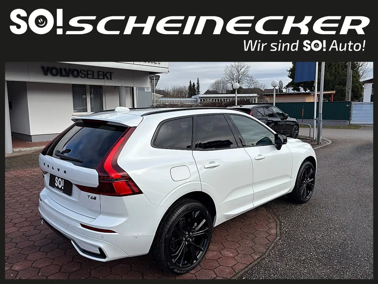 Volvo XC60 T6 AWD PHEV 18,8kWh Plus Black Edition Aut. Weiß - 2