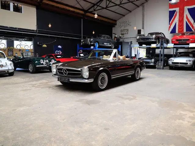 Mercedes-Benz SL 280 Pagode