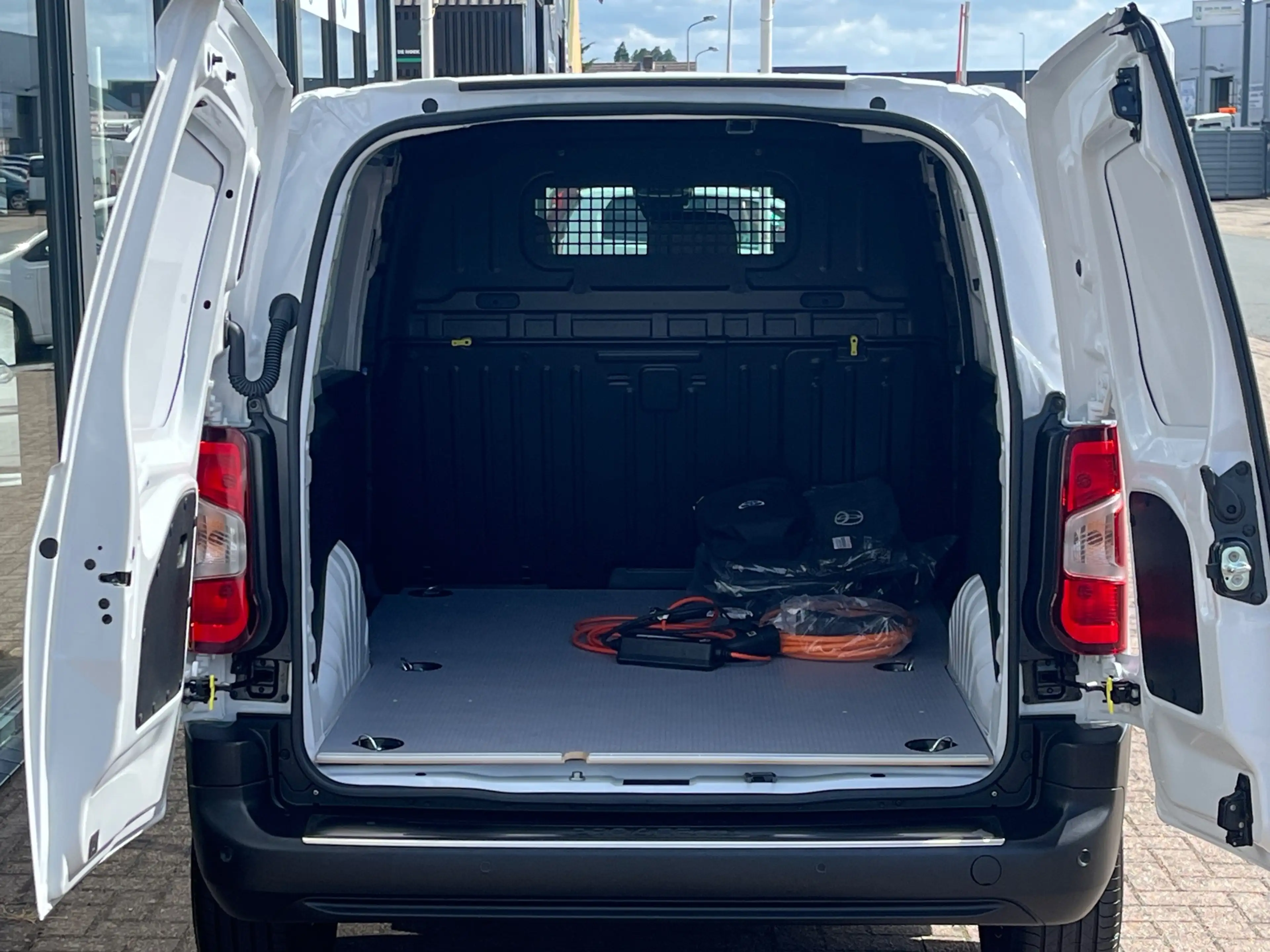 Toyota Proace City Electric Comfort 50 kWh L1 | NIEUW UIT VOORRAAD | — photo 20