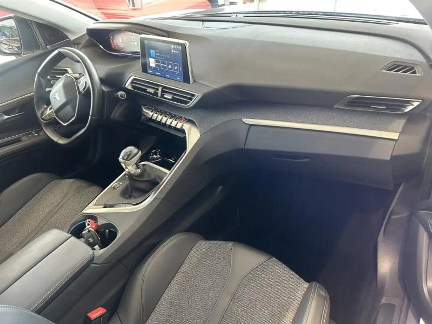 Peugeot 3008 Allure Gris - 2