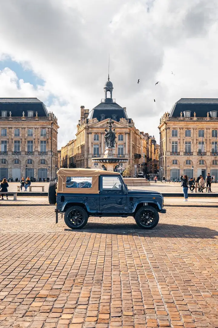 Land Rover Defender 90 2.5 D Bleu - 2