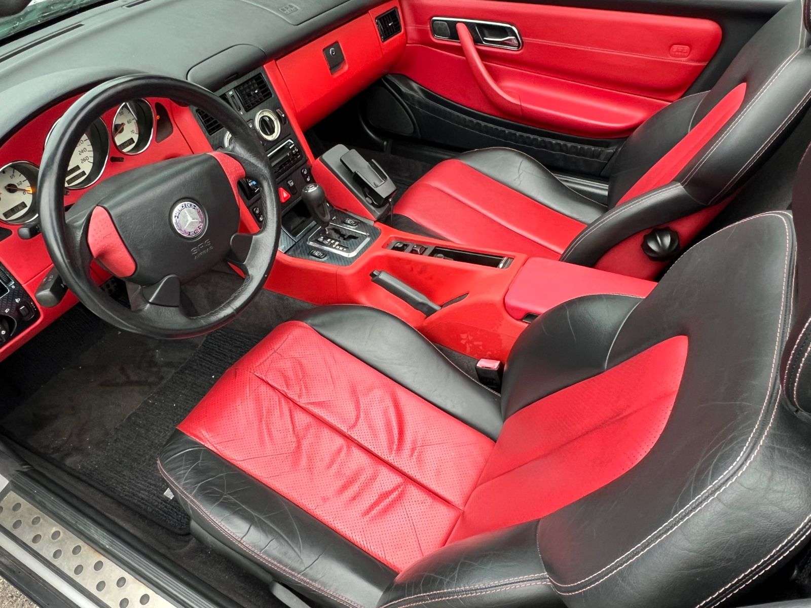 Second hand Mercedes Benz Slk-Class 200
