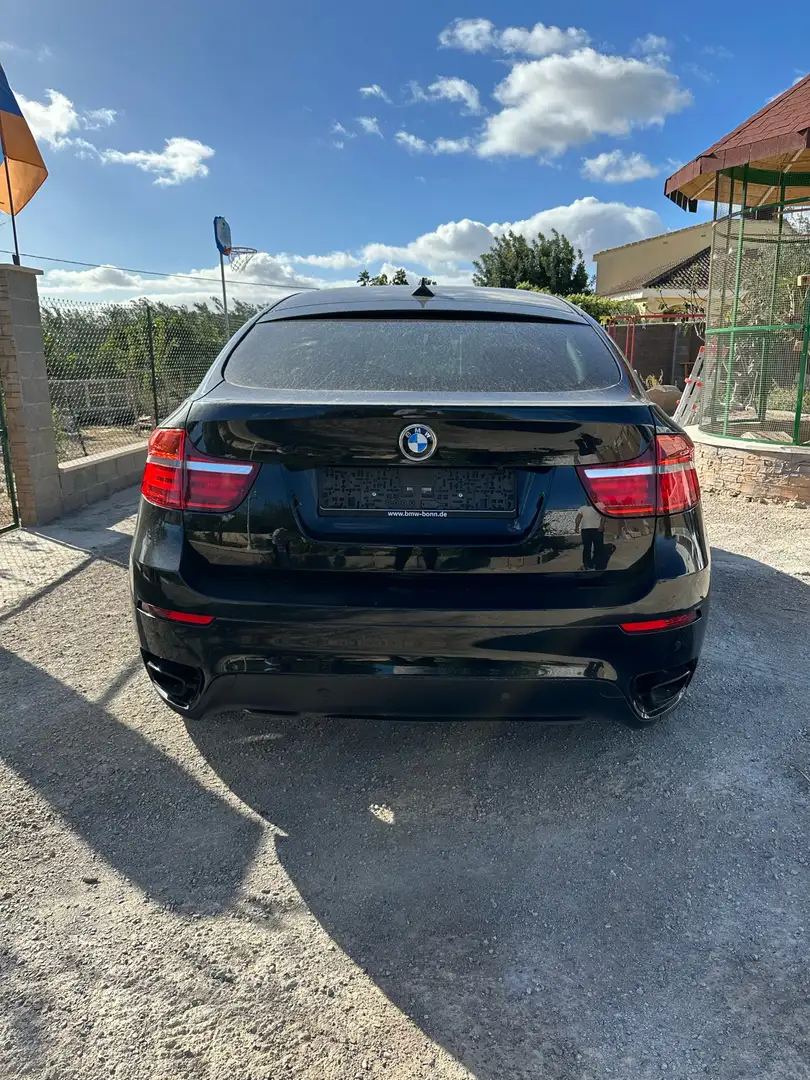 BMW X6 M xDriveM50d Fekete - 2