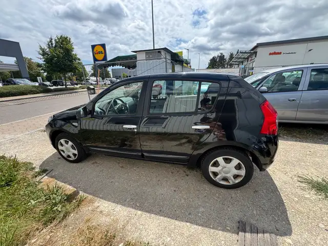 Dacia Sandero Laureate