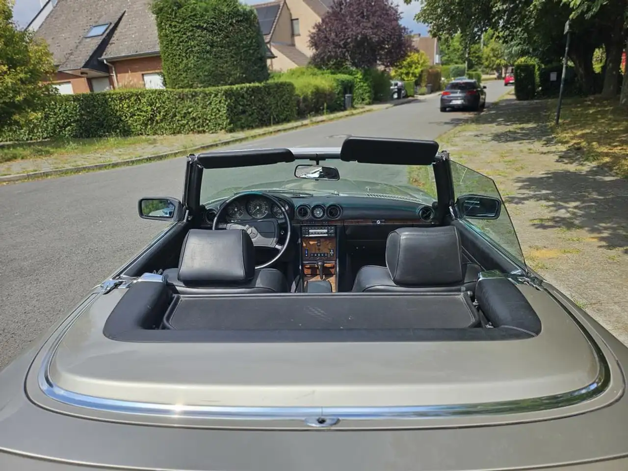 Mercedes-Benz SL 560, foto 8