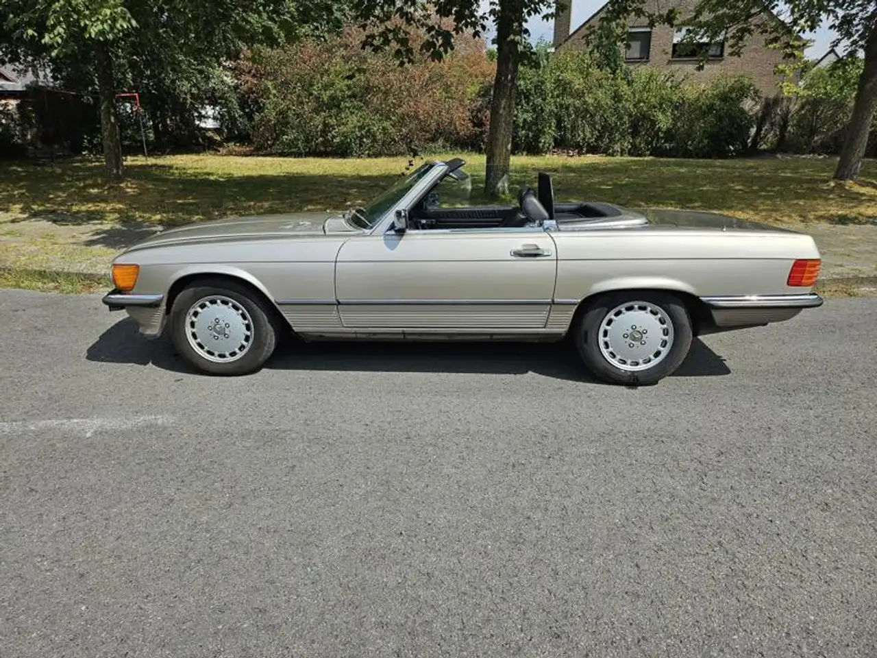 Mercedes-Benz SL 560, foto 9