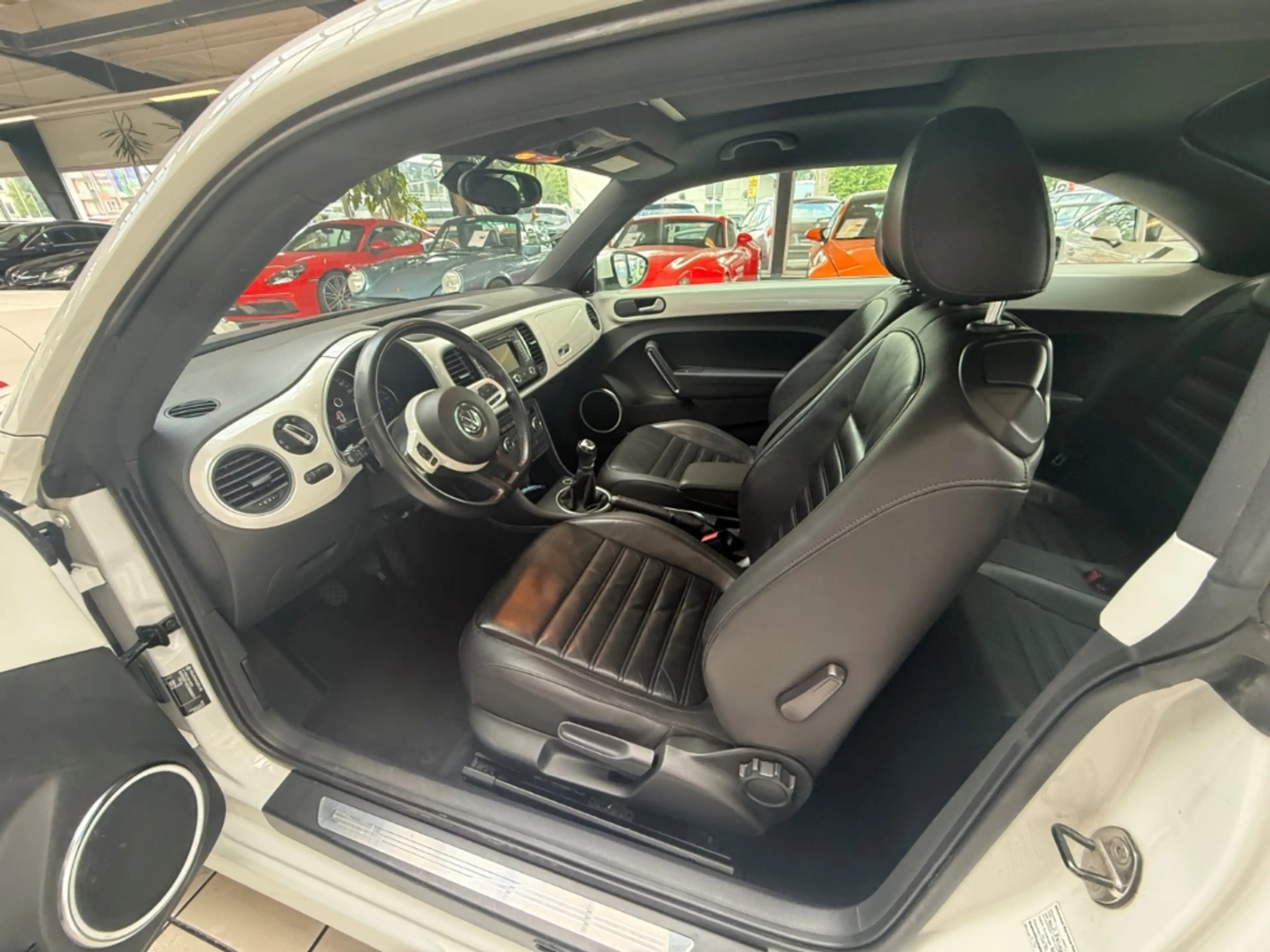 Volkswagen Beetle Design 18 Zoll Panoramadach Leder scheckheft — photo 15