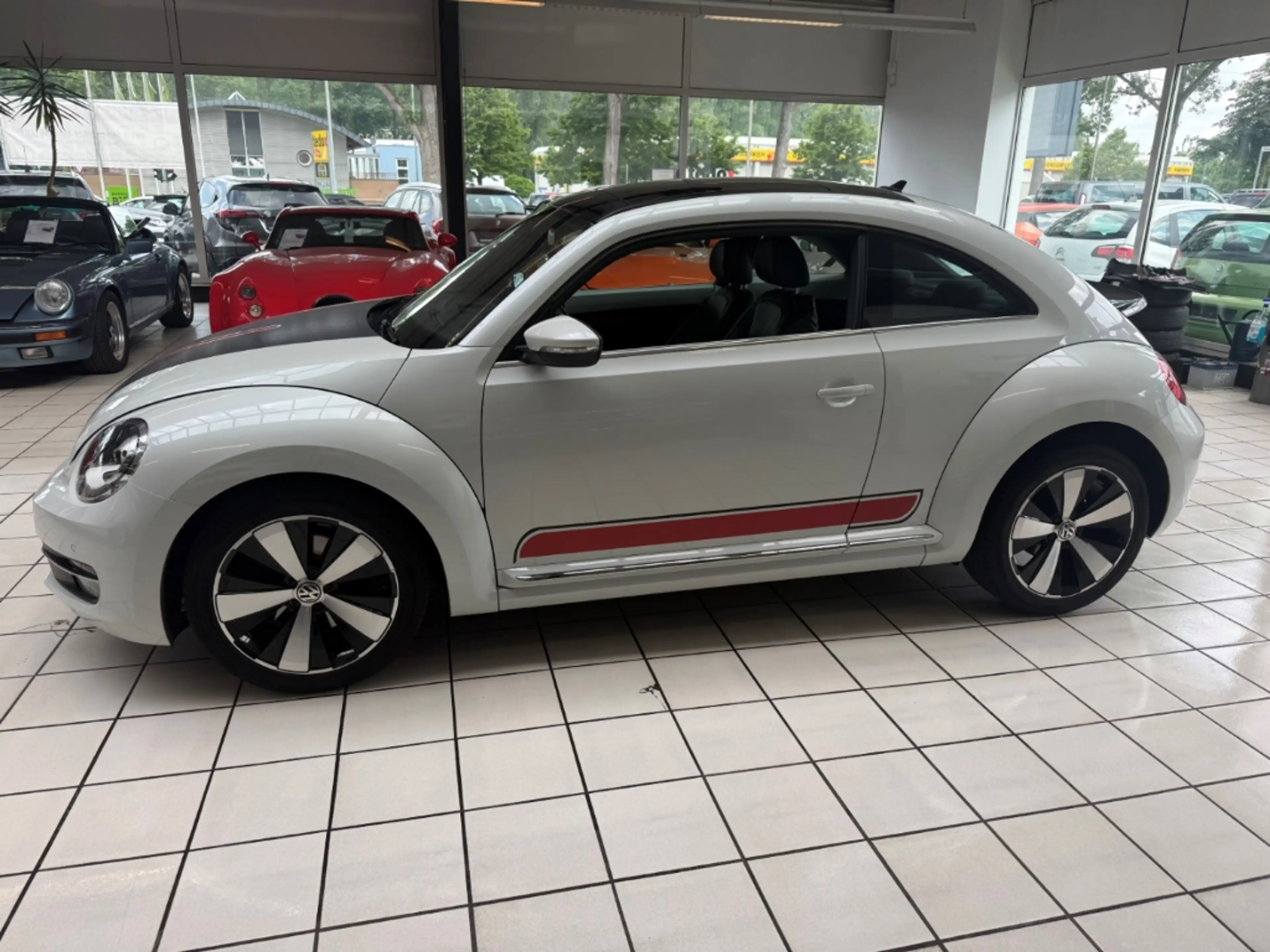 Volkswagen Beetle Design 18 Zoll Panoramadach Leder scheckheft — photo 4