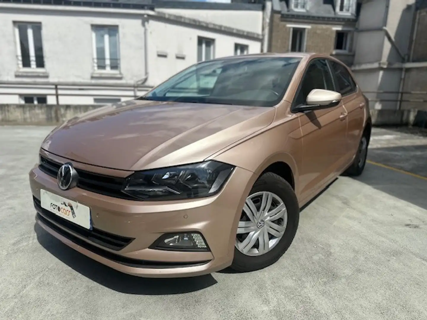 Volkswagen Polo 1.0 80CH BUSINESS EURO6D-T Beige - 1