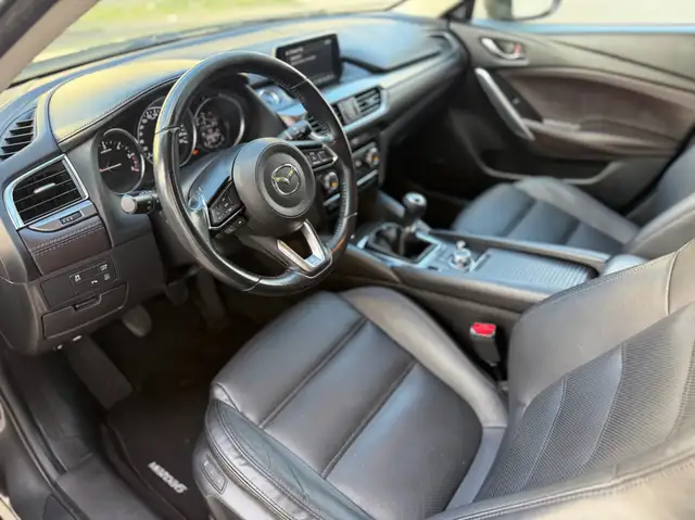 Mazda Mazda6 view 8