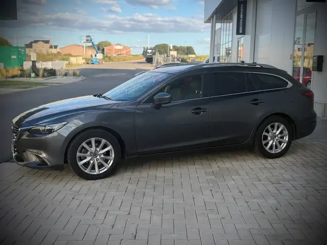 Mazda Mazda6 view 4
