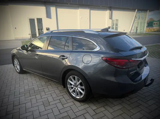 Mazda Mazda6 view 7