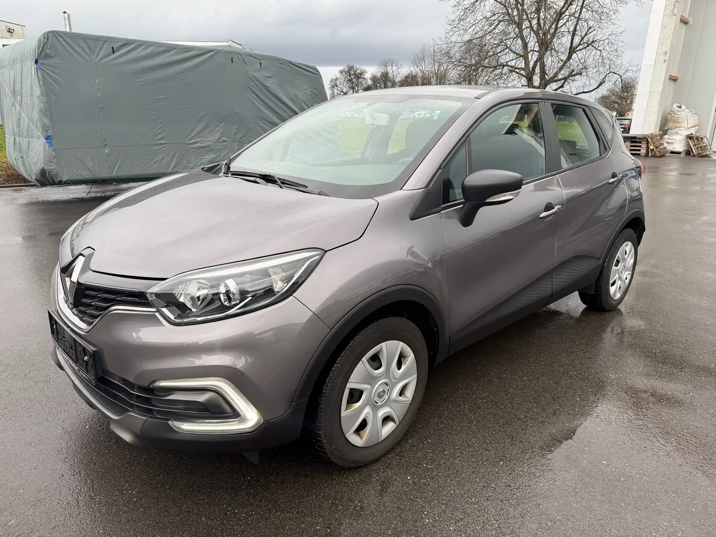 Renault Captur TCe 90 Life Grau - 1