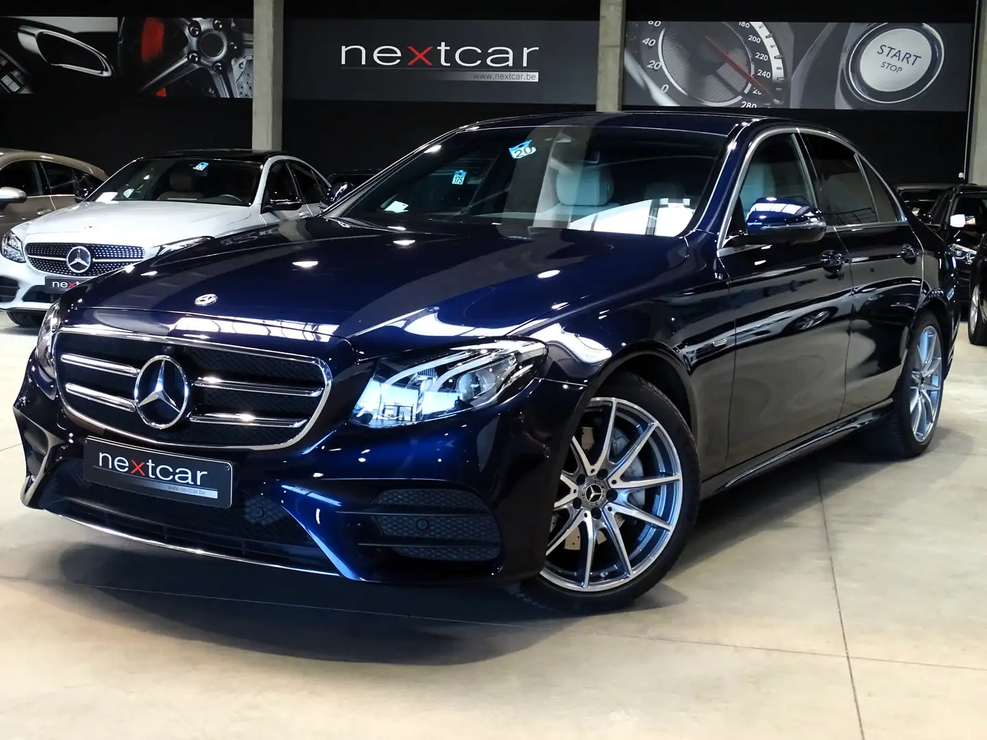 Mercedes-Benz E 200 d Berline AMG *LED-NAVI-BURMESTER-CAMERA 360-PARK* Blauw - 1