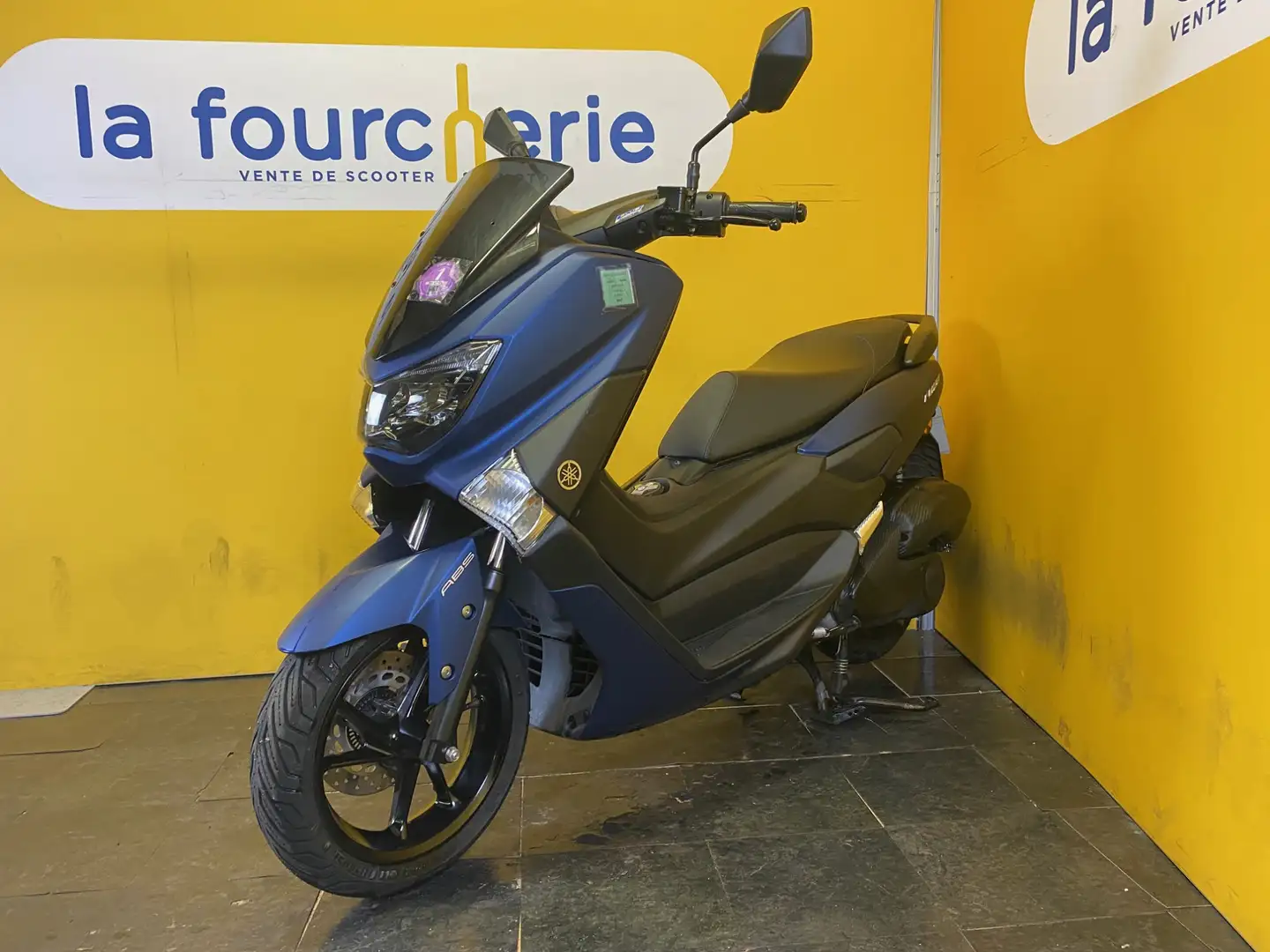 Yamaha NMAX Bleu - 1