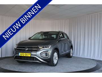 1.5 TSI Life Business, Keyless, ACC, IQlight, Trek